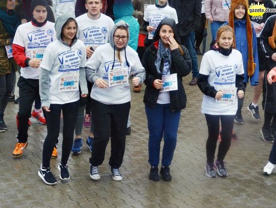 Ulewa nie przeszkodziła, pobiegli do matury. ZDJĘCIA