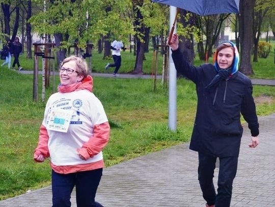 Ulewa nie przeszkodziła, pobiegli do matury. ZDJĘCIA