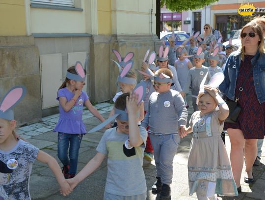 Ma klapnięte uszko, 60 lat i będzie wiecznie młody! ZDJĘCIA i VIDEO