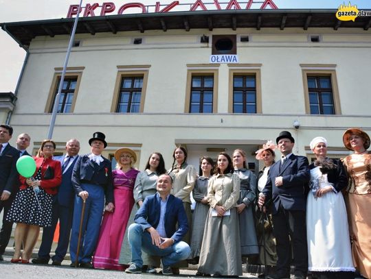 Historyczna chwila, podróż w czasie i sporo atrakcji