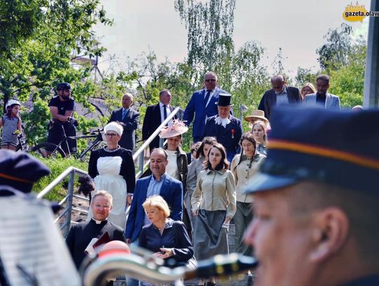 Historyczna chwila, podróż w czasie i sporo atrakcji