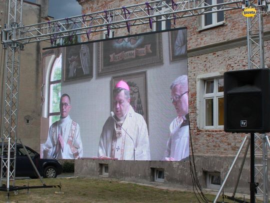 Święty Józef odrodził się z płomieni. ZDJĘCIA i VIDEO