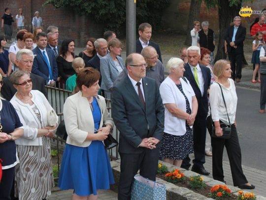 Święty Józef odrodził się z płomieni. ZDJĘCIA i VIDEO