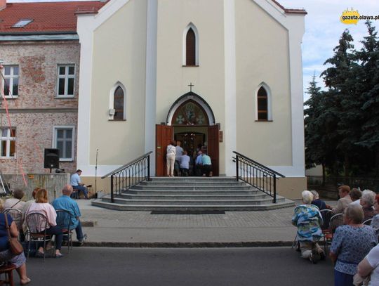 Święty Józef odrodził się z płomieni. ZDJĘCIA i VIDEO