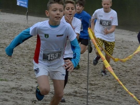 Las, błoto i tłumy biegaczy