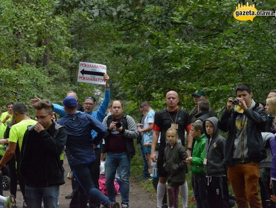 Las, błoto i tłumy biegaczy