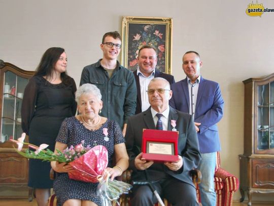 Z medalem za miłość