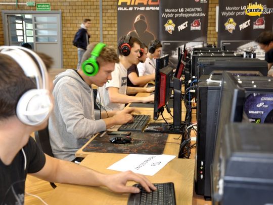 Rywalizują w wirtualnym świecie Rywalizują w wirtualnym świecie