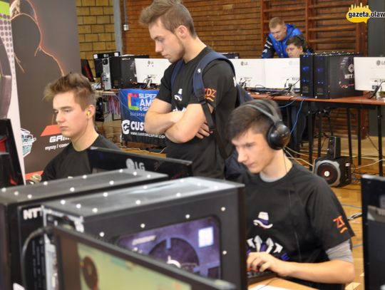 Rywalizują w wirtualnym świecie Rywalizują w wirtualnym świecie