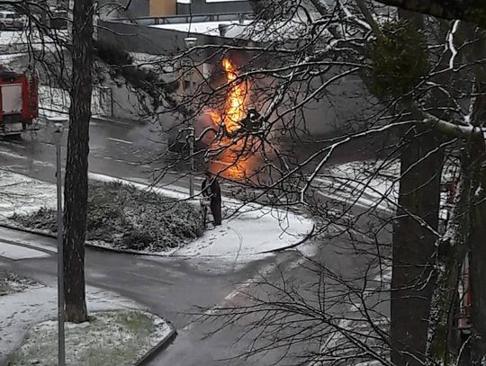 Płonęła skrzynka z gazem przy szkole tańca