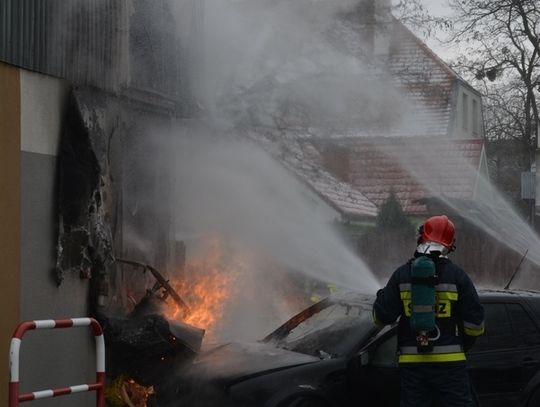 Płonęła skrzynka z gazem przy szkole tańca