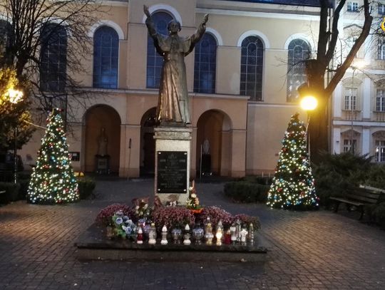 Centrum w świątecznym klimacie