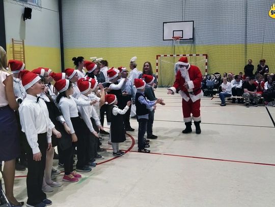 Św. Mikołaj przyjechał prezentem