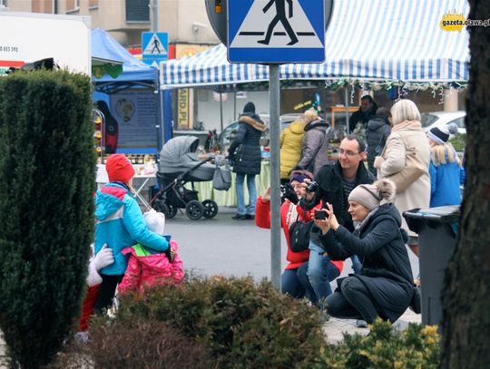 Świątecznie w Rynku. Trwa jarmark. VIDEO, ZDJĘCIA