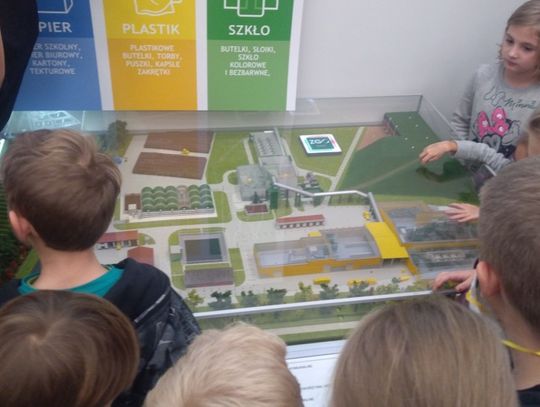 W listopadzie Zakład Gospodarowania Odpadami odwiedziły dzieci z Oławy i Drzemlikowic W listopadzie Zakład Gospodarowania Odpadami odwiedziły dzieci z Oławy i Drzemlikowic