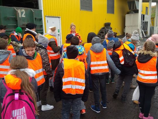 W listopadzie Zakład Gospodarowania Odpadami odwiedziły dzieci z Oławy i Drzemlikowic W listopadzie Zakład Gospodarowania Odpadami odwiedziły dzieci z Oławy i Drzemlikowic