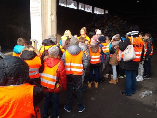 W listopadzie Zakład Gospodarowania Odpadami odwiedziły dzieci z Oławy i Drzemlikowic W listopadzie Zakład Gospodarowania Odpadami odwiedziły dzieci z Oławy i Drzemlikowic