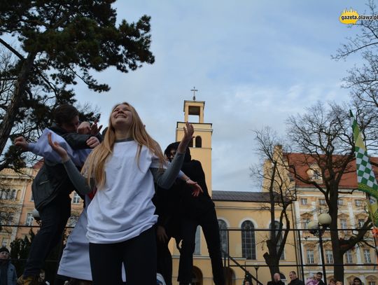 Orszak przeszedł przez Oławę."Bóg jest dla wszystkich!"