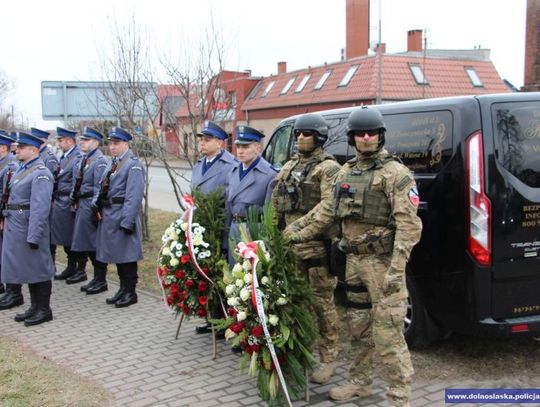 Pożegnali Janusza Sławika - pilota, policjanta, przyjaciela