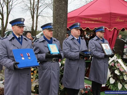 Pożegnali Janusza Sławika - pilota, policjanta, przyjaciela