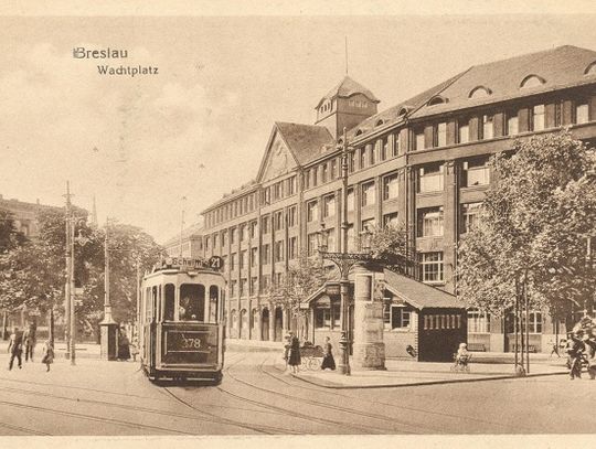 Tramwajem przez historię. Ciekawe spotkanie i promocja książki