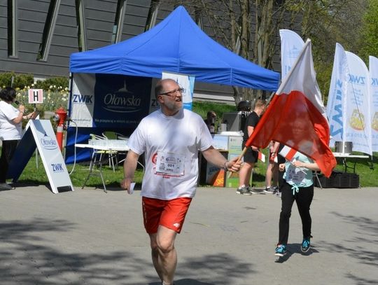 Z patriotycznym akcentem - pobiegli do matury!