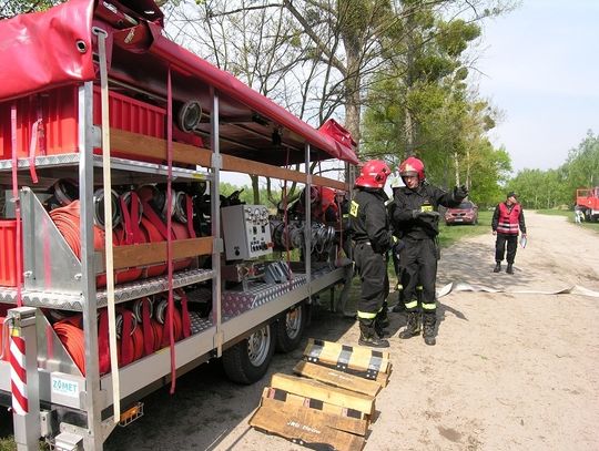 Ponad 50 strażaków nad stawem i bardzo ważne zadanie