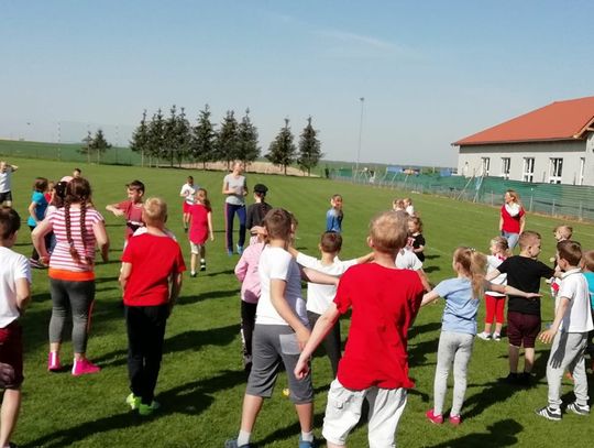 Bieg biało-czerwony w Chwalibożycach