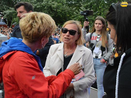 Samochód-łódka i nagroda główna dla wolontariuszki. VIDEO!