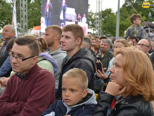 Samochód-łódka i nagroda główna dla wolontariuszki. VIDEO!