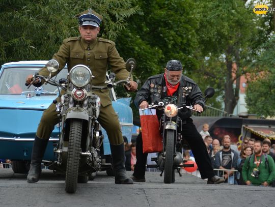 Samochód-łódka i nagroda główna dla wolontariuszki. VIDEO!