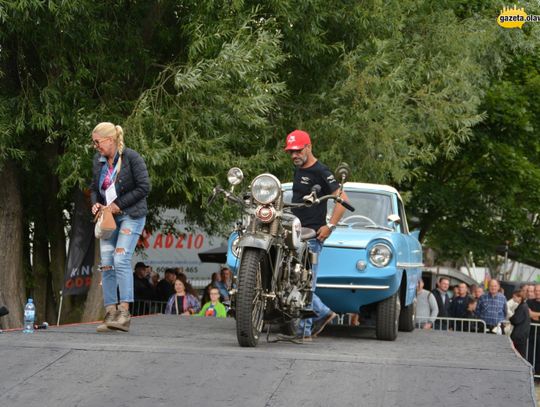 Samochód-łódka i nagroda główna dla wolontariuszki. VIDEO!