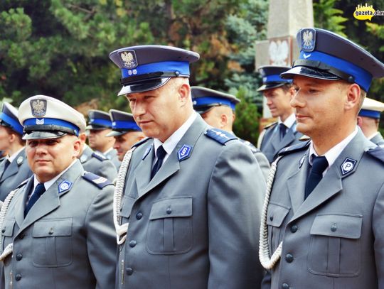 Mundur to prestiż i wielki obowiązek. Kto awansował, a kto dostał nagrodę?