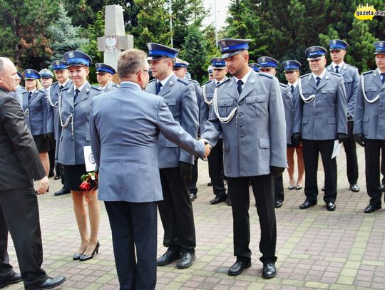 Mundur to prestiż i wielki obowiązek. Kto awansował, a kto dostał nagrodę?