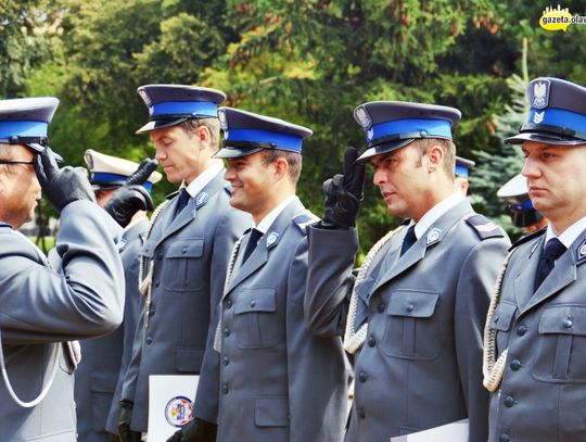 Mundur to prestiż i wielki obowiązek. Kto awansował, a kto dostał nagrodę?