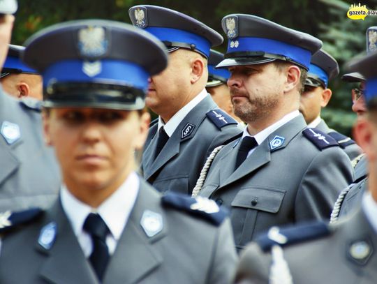 Mundur to prestiż i wielki obowiązek. Kto awansował, a kto dostał nagrodę?