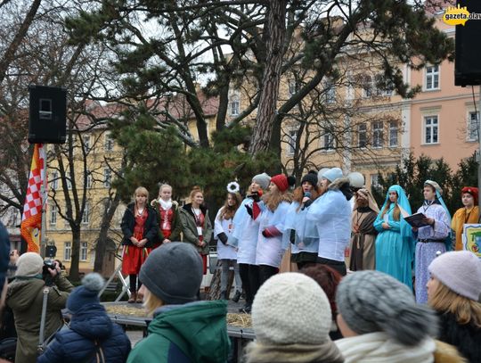 Aniołowie, trzej królowie i mieszkańcy