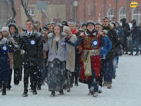 Takiego poloneza jeszcze nie było! Jak z "Krainy lodu"