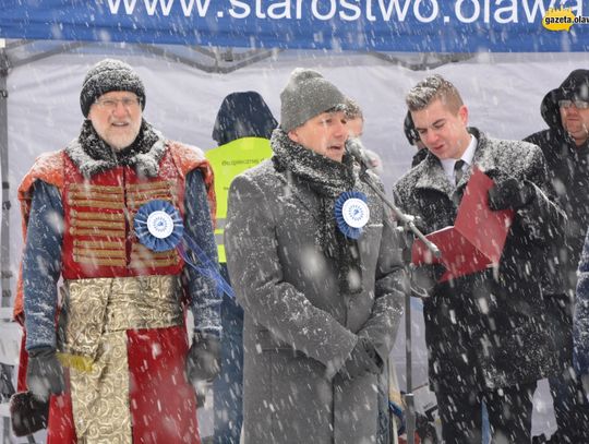 Takiego poloneza jeszcze nie było! Jak z "Krainy lodu"