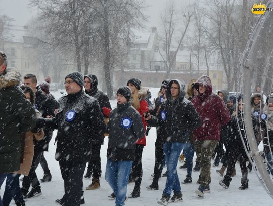 Takiego poloneza jeszcze nie było! Jak z "Krainy lodu"