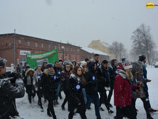 Takiego poloneza jeszcze nie było! Jak z "Krainy lodu"