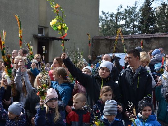 Tak się bawią na oławskiej MAJÓWCE! ZDJĘCIA