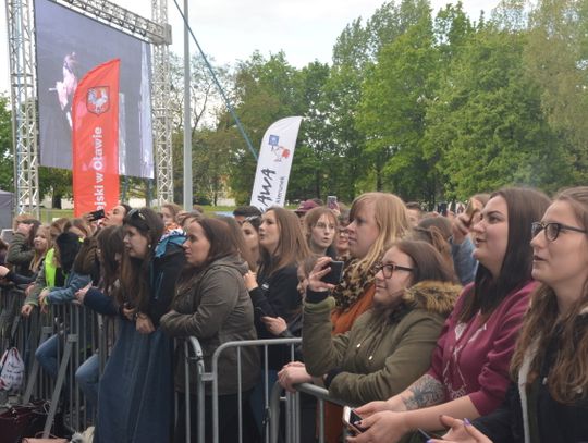 Tak się bawią na oławskiej MAJÓWCE! ZDJĘCIA