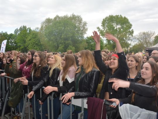 Tak się bawią na oławskiej MAJÓWCE! ZDJĘCIA