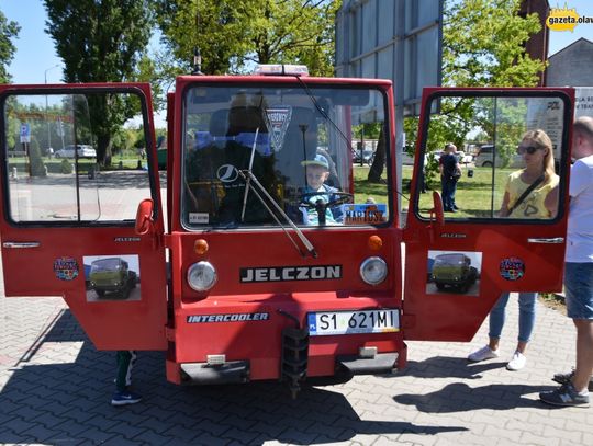 Tuningowa familia, czyli coś więcej niż samochody. ZDJĘCIA