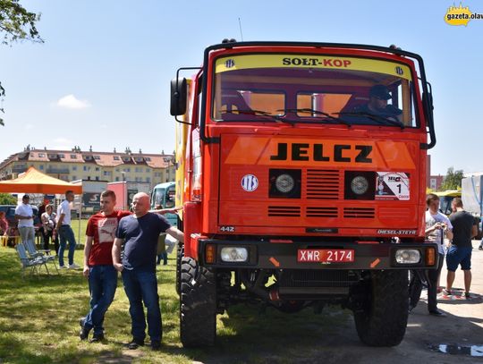 Tuningowa familia, czyli coś więcej niż samochody. ZDJĘCIA