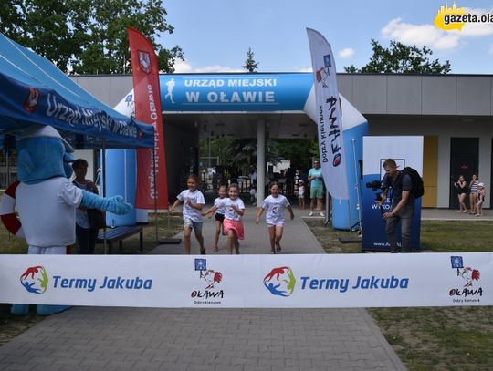 Basen oficjalnie otwarty! ZDJĘCIA