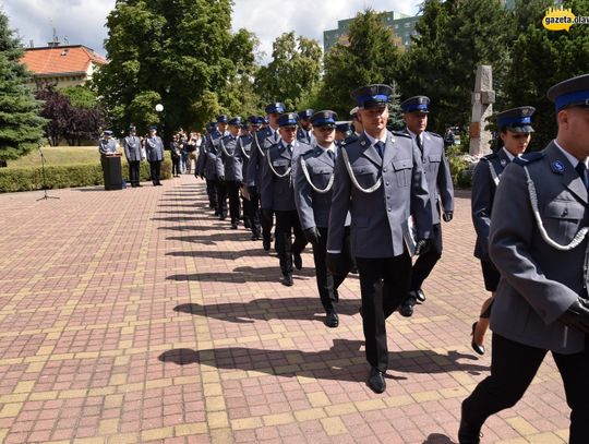 100 lat policji! "Wasz trud i oddanie są godne najwyższego szacunku" ZDJĘCIA