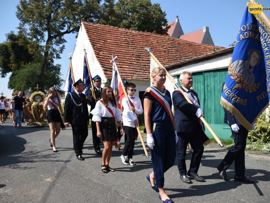 Zrobiły najpiękniejszy wieniec! ZDJĘCIA