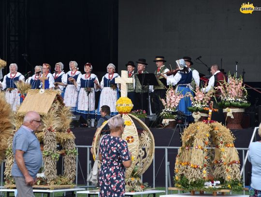 Zrobiły najpiękniejszy wieniec! ZDJĘCIA